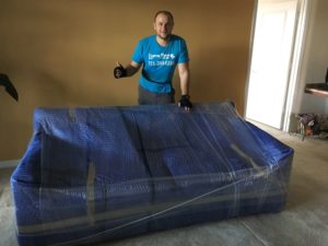 movers packing sofa Orlando