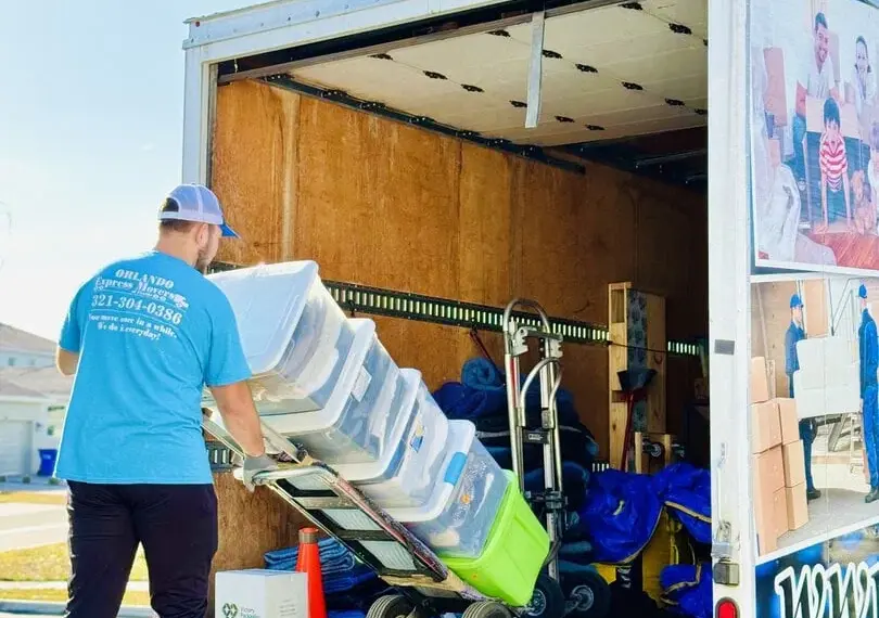 Why Less Really Is More (and How Movers Make It Easier)